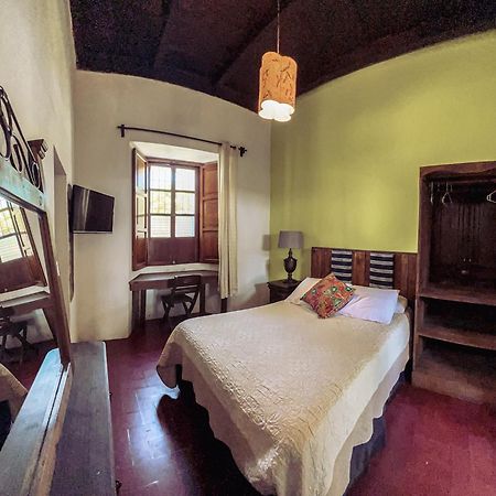 Hostal Antigueeno Antigua Buitenkant foto