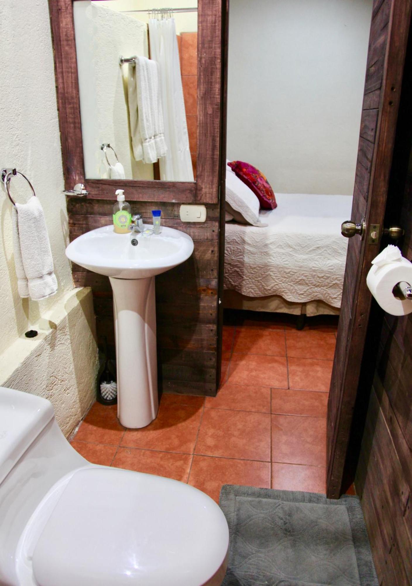 Hostal Antigueeno Antigua Buitenkant foto