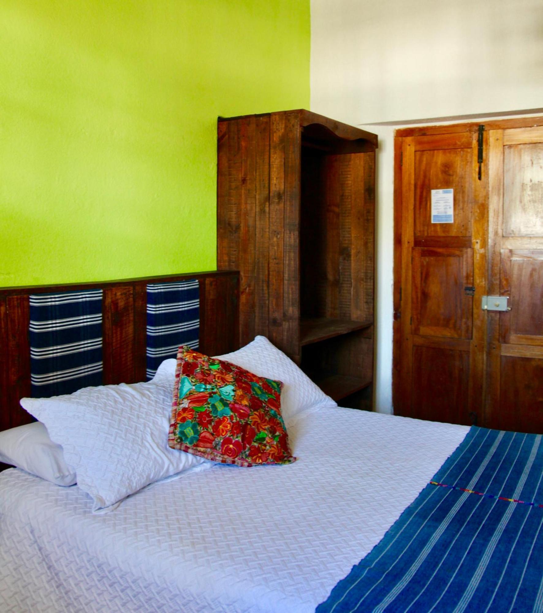 Hostal Antigueeno Antigua Buitenkant foto