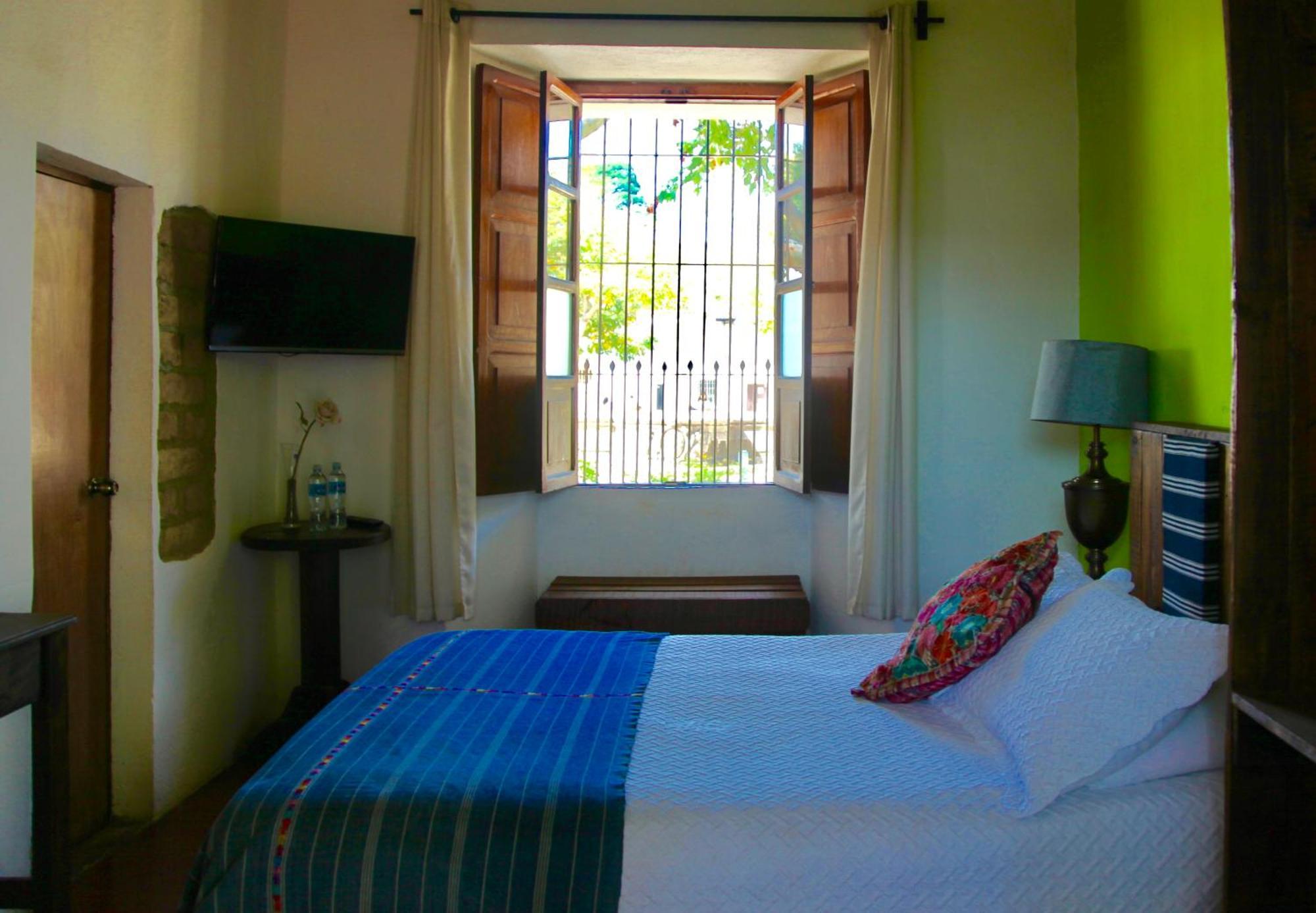 Hostal Antigueeno Antigua Buitenkant foto