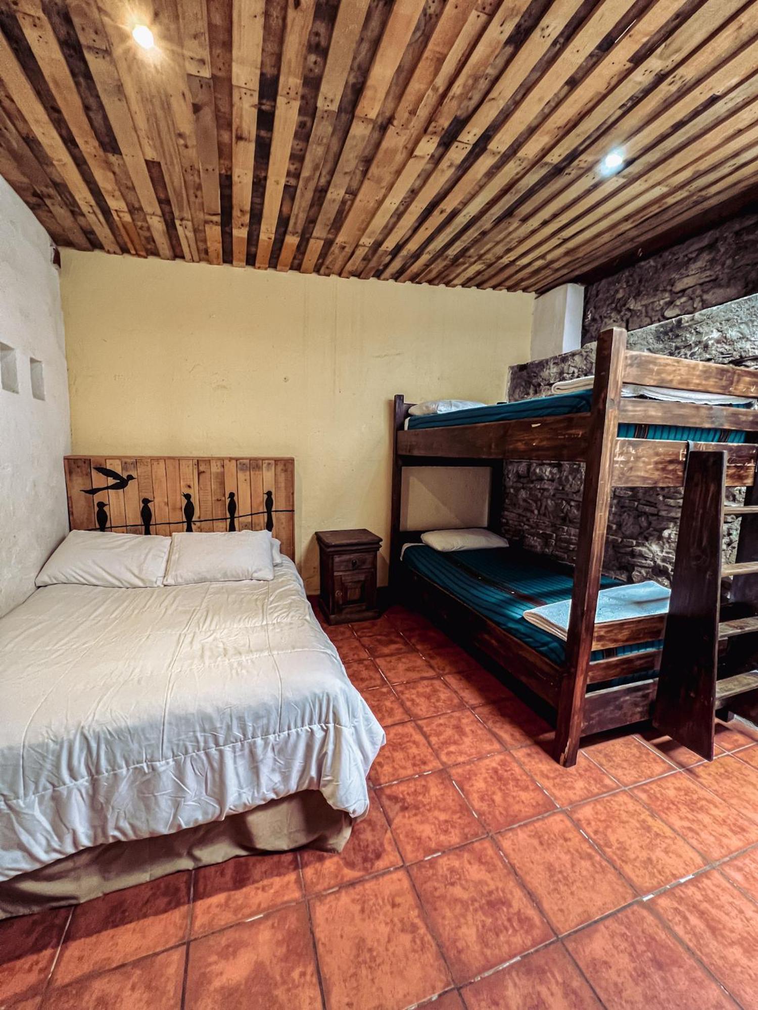 Hostal Antigueeno Antigua Buitenkant foto